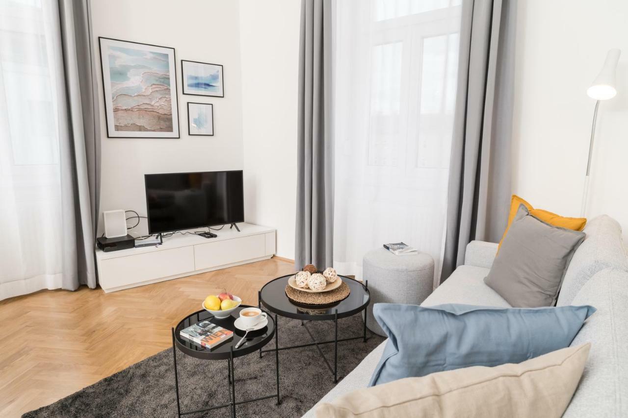 Stadlau Live Apartments เวียนนา ภายนอก รูปภาพ