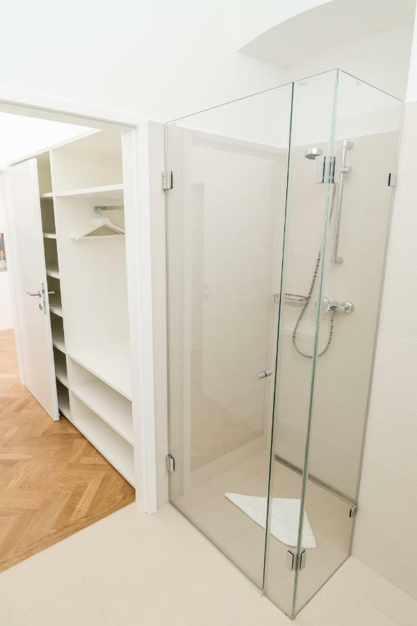 Stadlau Live Apartments เวียนนา ภายนอก รูปภาพ